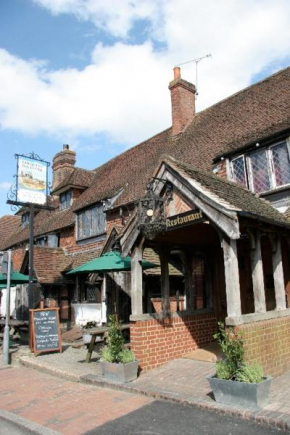 Гостиница Chequers Inn Hotel  Форест Роу